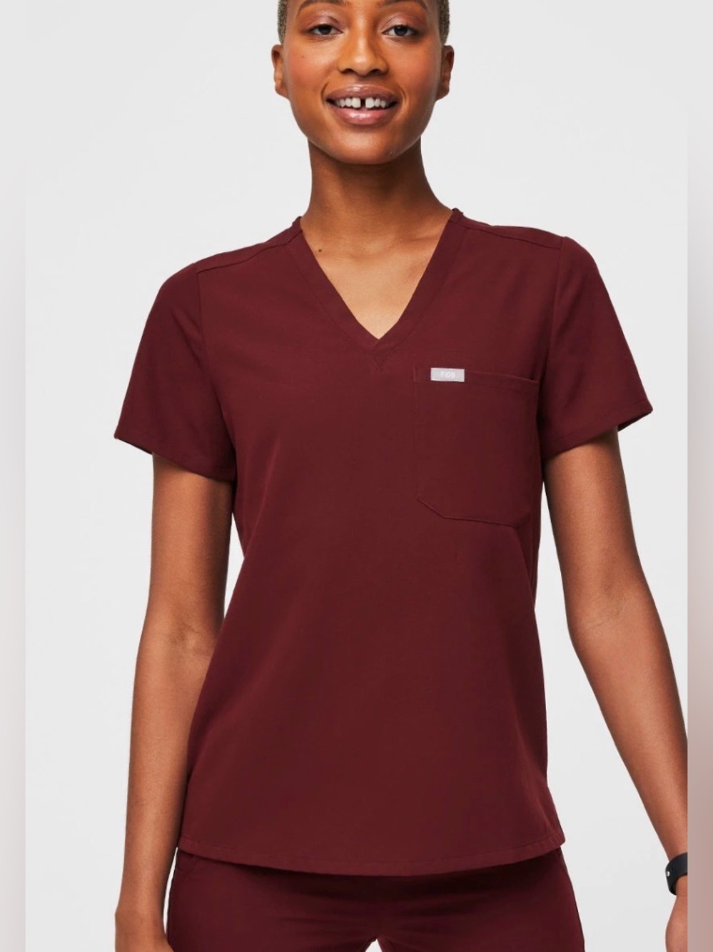NWT FIGS Women’s Burgundy Maroon Catarina One Pocket Scrub Top - Size S/P